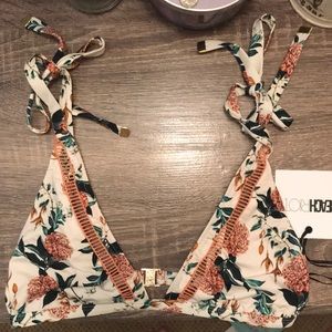 BEACH RIOT marina shoulder tie bikini top